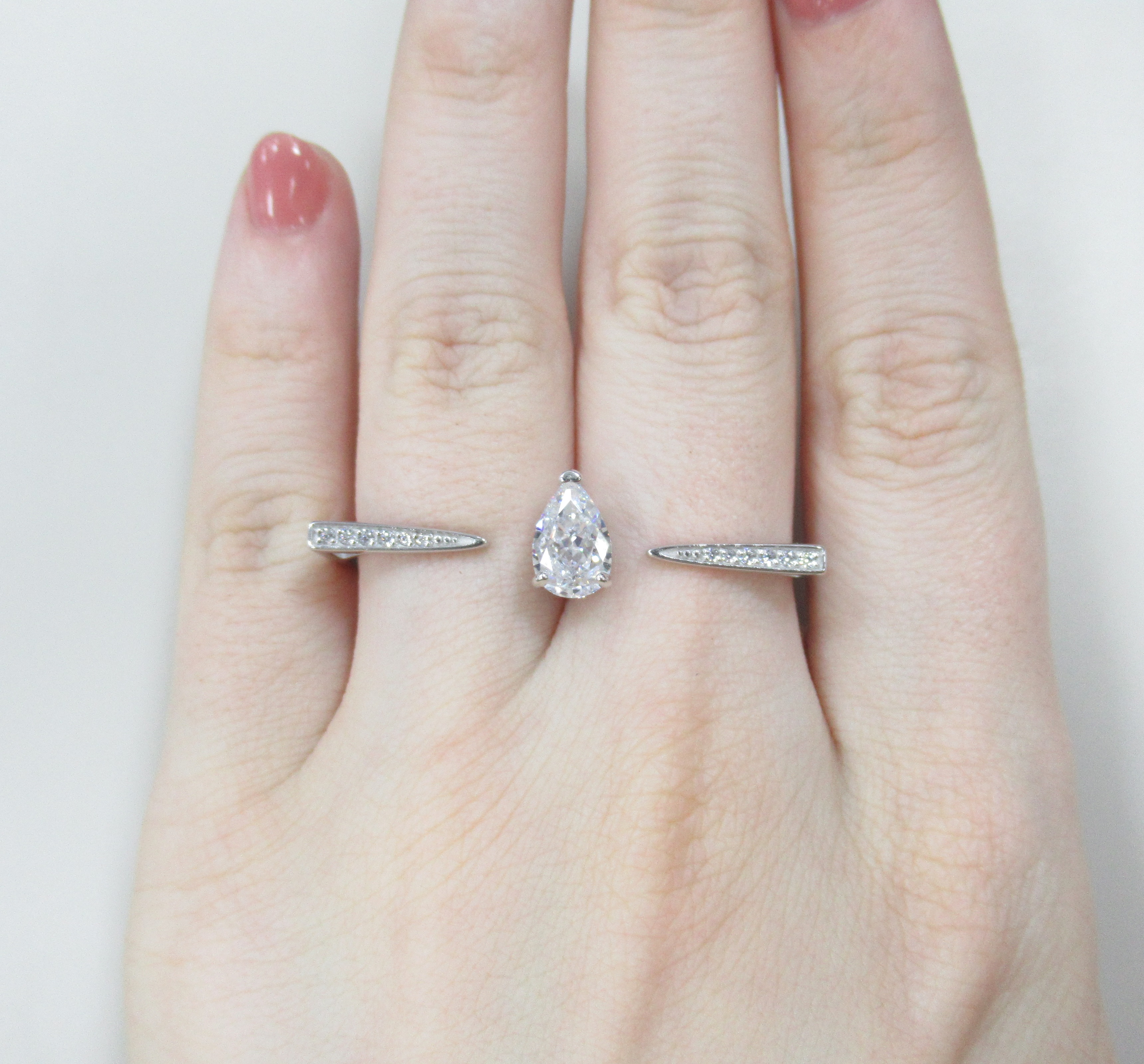 10323-000358 Кольцо (Ag 925)